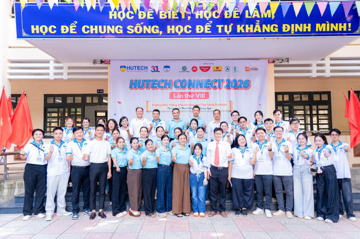 Sinh viên Khoa Dược nối dài hành trình 08 năm vì cộng đồng 13