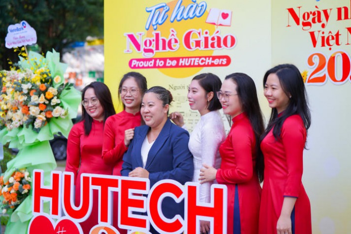 [Video] HUTECH long trọng tổ chức Lễ kỷ niệm 41 năm Ngày Nhà giáo Việt Nam 206