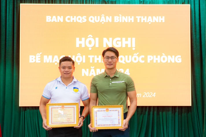 HUTECH giành nhiều giải thưởng ấn tượng tại Hội thao quốc phòng Quận Bình Thạnh 2024 116