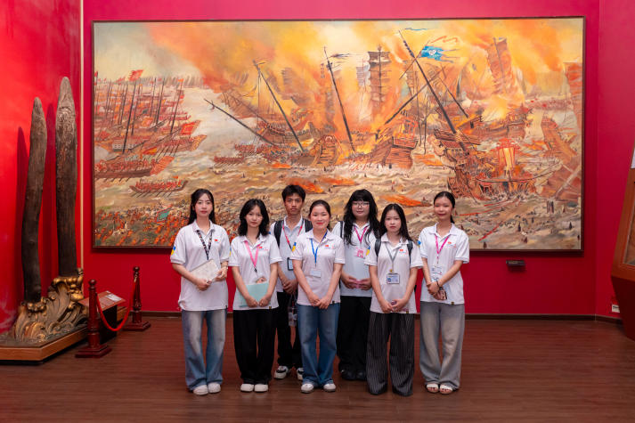 [Ảnh] Sinh viên HUTECH tìm hiểu tiềm năng phát triển mô hình du lịch xanh tại TP.HCM 109