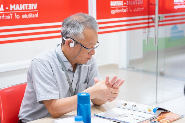 Viện Công nghệ Việt - Nhật HUTECH tổ chức tập huấn triển khai giờ học với giáo trình Marugoto 25