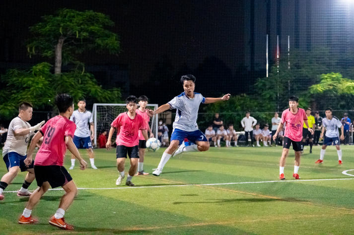 [Video] Viện Văn hóa - Nghệ thuật - Thể thao đăng quang vô địch Giải bóng đá Sinh viên HUTECH 2025 62