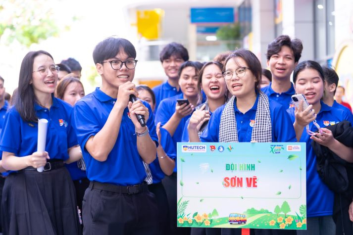 Lễ ra quân Mùa hè xanh HUTECH 2025: Sắc áo xanh tình nguyện vì cộng đồng 83