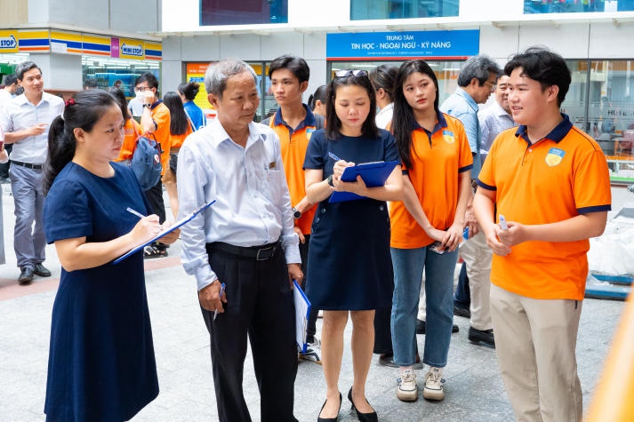 Ấn tượng buổi triển lãm Cuộc thi làm báo tường “Phòng, chống tác hại của thuốc lá điện tử” 84