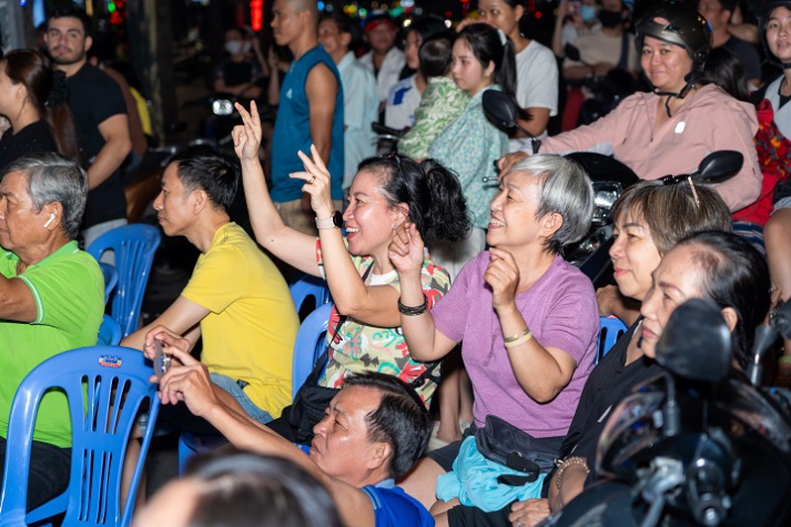 Sinh viên ngành Thanh nhạc mang thanh âm mùa xuân đến với người dân Quận Phú Nhuận 23