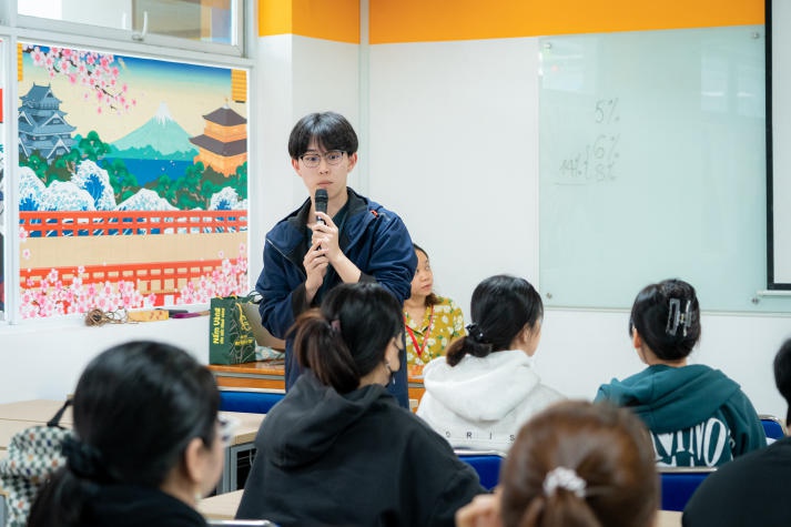 Students of Ritsumeikan Asia Pacific University (APU) allowed to set up their own classes during their internships at HUTECH 23