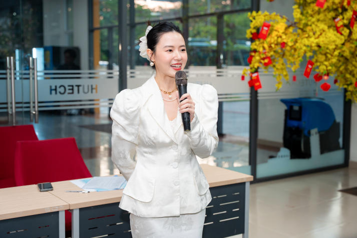 Sinh viên Thiết kế thời trang “lên sàn” với đồ án thực tế, từng bước định hình tư duy làm nghề 96