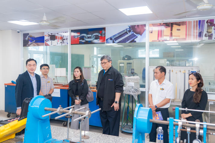 HUTECH chính thức khai mạc đánh giá ngoài 04 chương trình đào tạo trình độ Thạc sĩ theo tiêu chuẩn AUN-QA 123