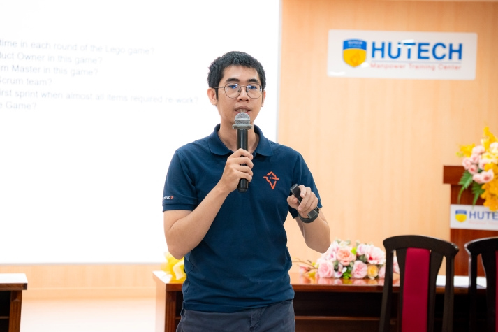 Khám phá quản lý dự án hiện đại, sinh viên Công nghệ thông tin “vào vai” đội Scrum chuyên nghiệp 30