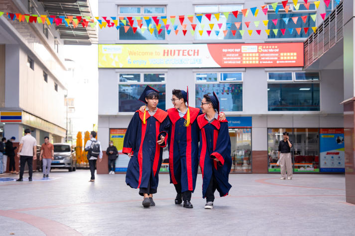 HUTECH earns 5-star rating for teaching quality from QS Rankings 54