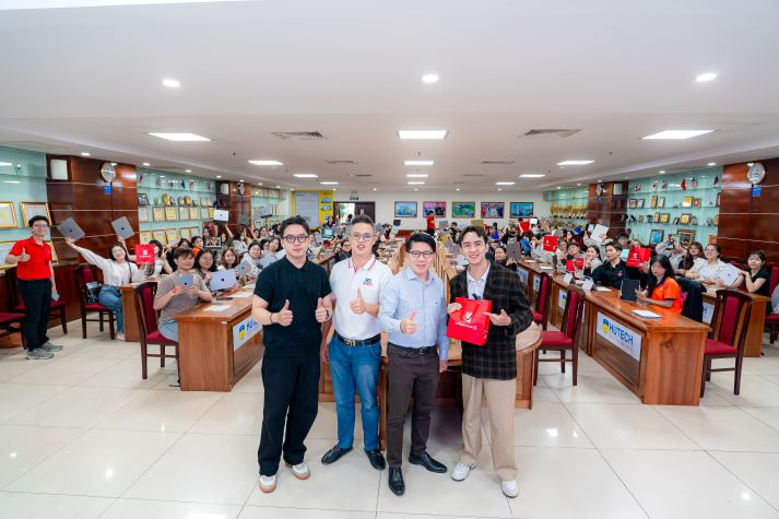 Khai thác AI đúng cách, sinh viên Khoa Marketing - Kinh doanh quốc tế nâng cấp phương pháp học tập 126