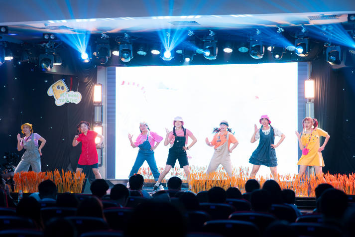 [Video] Làm liveshow sáng tạo như dân chuyên - Sinh viên Truyền thông đa phương tiện HUTECH khẳng định chất riêng 26