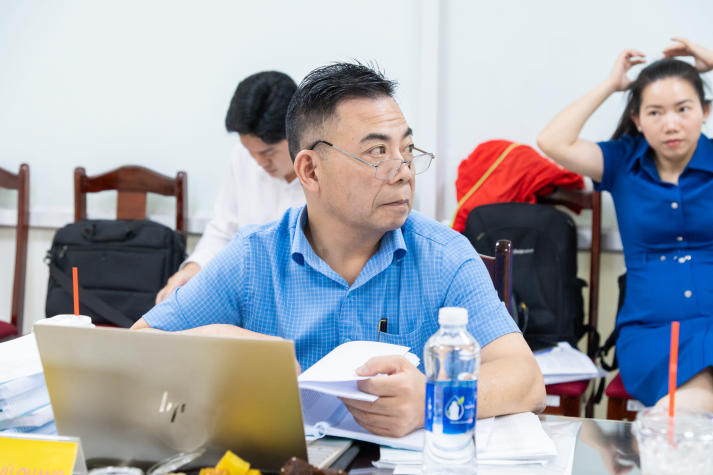 Buổi bảo vệ luận văn/đề án Thạc sĩ ngành Luật kinh tế ghi nhận góc nhìn pháp lý đa chiều 56