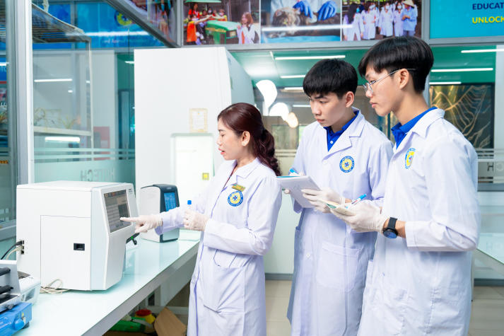 [Ảnh] Khám phá loạt “tọa độ” học tập, thực hành và rèn luyện thú vị tại HUTECH 36