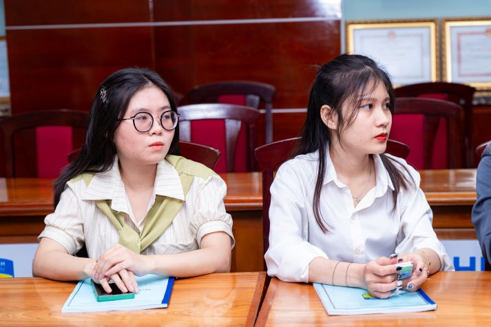Kết nối tri thức và trái tim, sinh viên Tâm lý học vững vàng trên hành trình chinh phục nghề 28