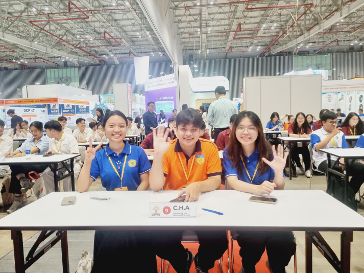 Sinh viên Khoa Thú y giành giải Ba VietStock Quest 2026 55