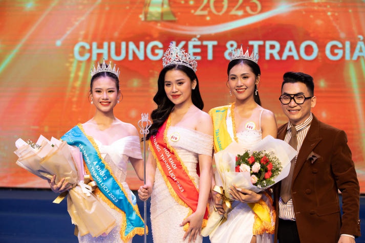 [Ảnh] Trai tài gái sắc HUTECH tự tin “show” nét đẹp năng động đậm chất Gen Z tại đa sân chơi 178