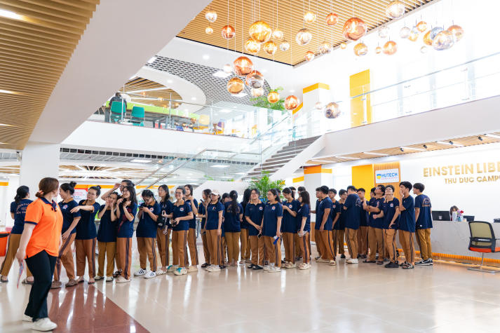HUTECH đón đoàn học sinh trường TH-THCS-THPT Bùi Thị Xuân (Đồng Nai) tham quan, trải nghiệm môi trường đại học 20