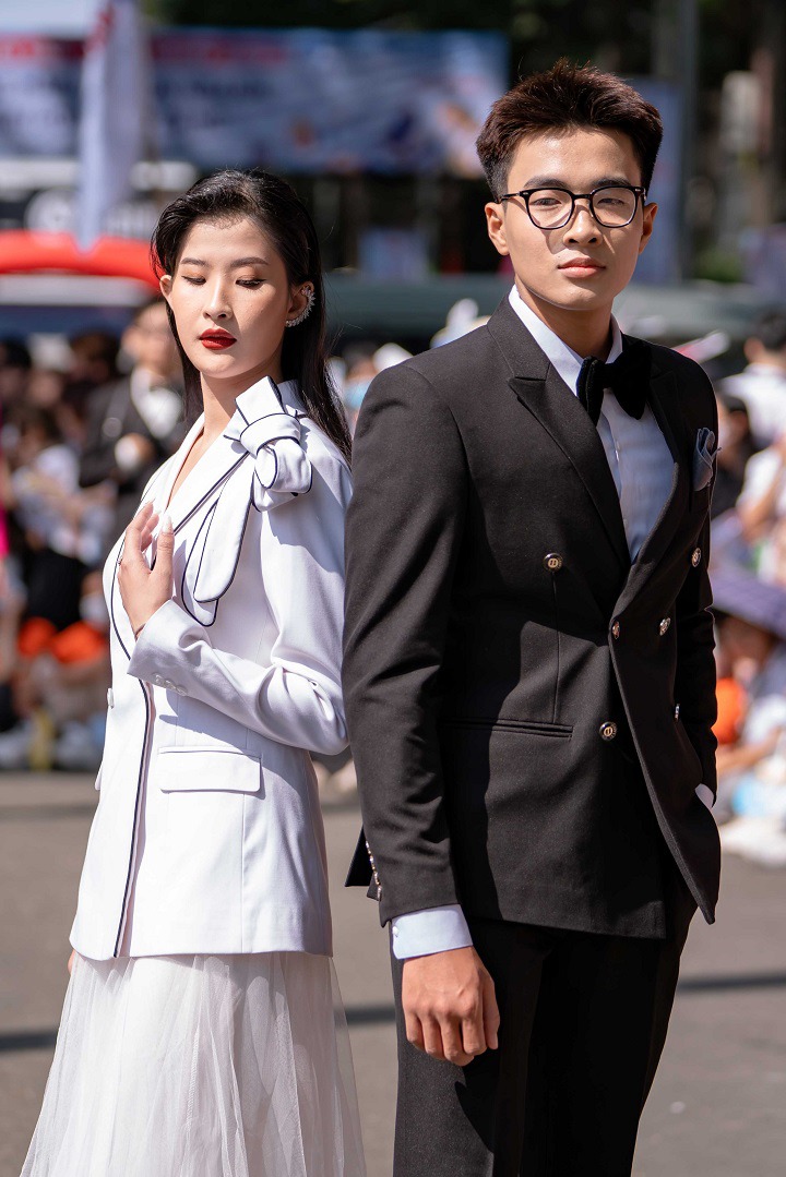 Top 20 Miss HUTECH 2023 tự tin thể hiện cá tính trong phần thi Trang phục thời trang 69