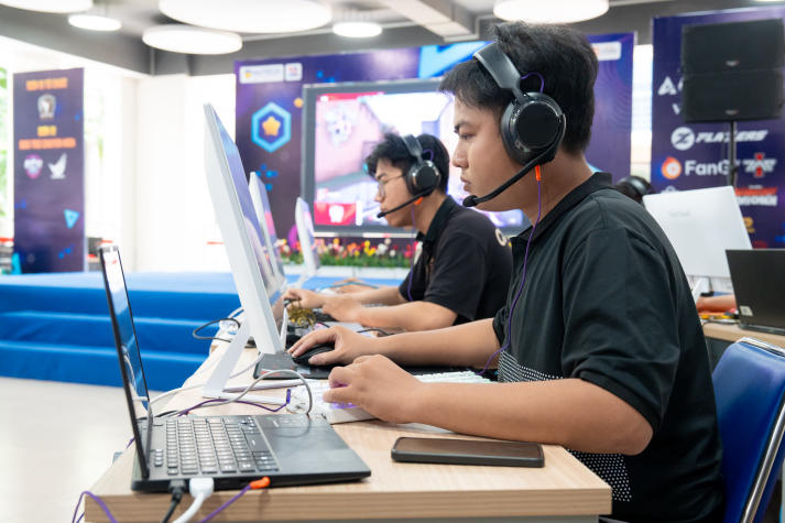 Chọn môn mình thích, nhập hội “cơ bắp” cùng 09 CLB thể dục - thể thao HUTECH 112