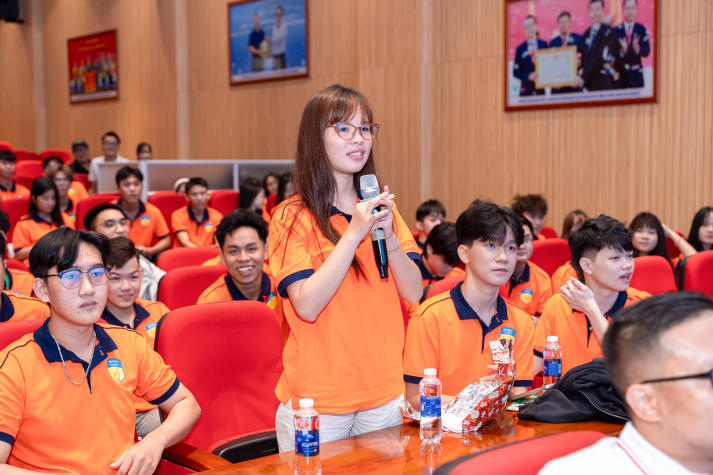 [Ảnh] K26 Khoa Du lịch - Nhà hàng - Khách sạn khởi động hành trình mới đầy năng lượng 26