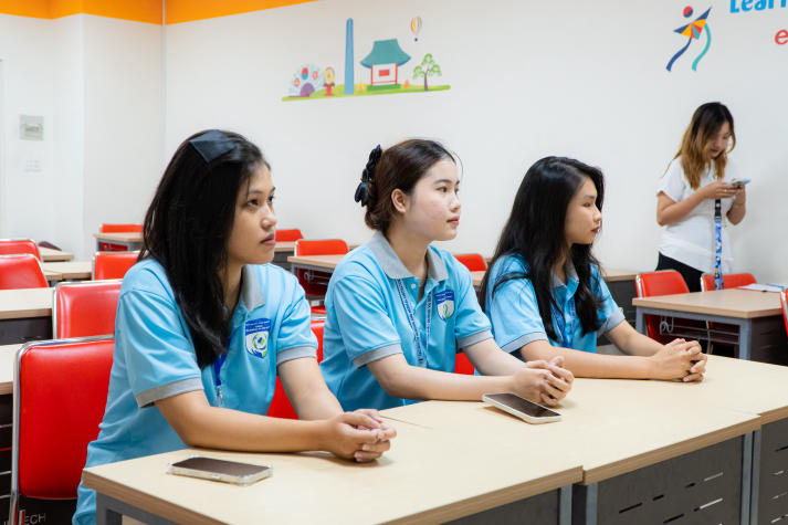 Lan tỏa tinh thần sẻ chia: Khoa Điều dưỡng - Kỹ thuật y học HUTECH đồng hành cùng sinh viên sau lũ 32