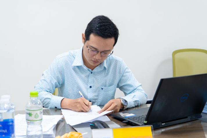 Nhiều giải pháp cho hệ thống điện thông minh tại buổi bảo vệ luận văn/đề án Thạc sĩ ngành Kỹ thuật điện 67