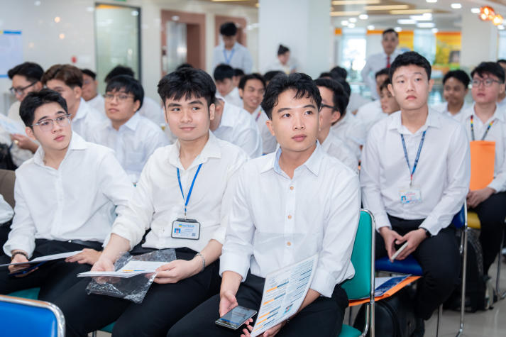 Bắt nhịp tuyển dụng từ giảng đường, sinh viên Công nghệ ô tô sẵn sàng thực chiến 47