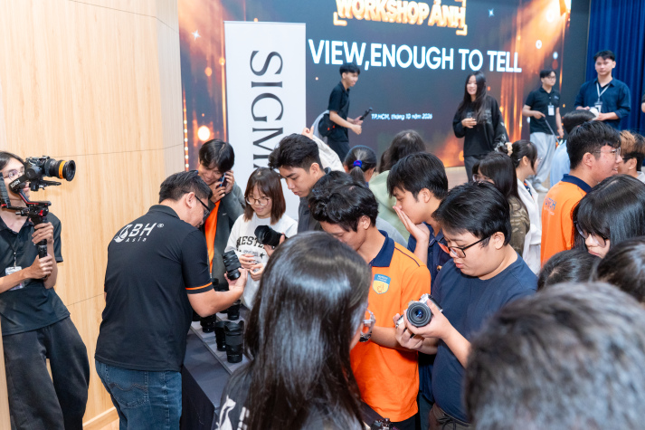 “One View, Enough to Tell”: Khơi mở tư duy nhiếp ảnh cho sinh viên HUTECH 105