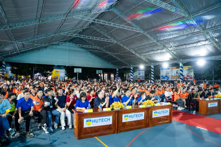 SẮC MÀU KHOA XÂY DỰNG TẠI NGÀY HỘI TÂN SINH VIÊN 2025 38