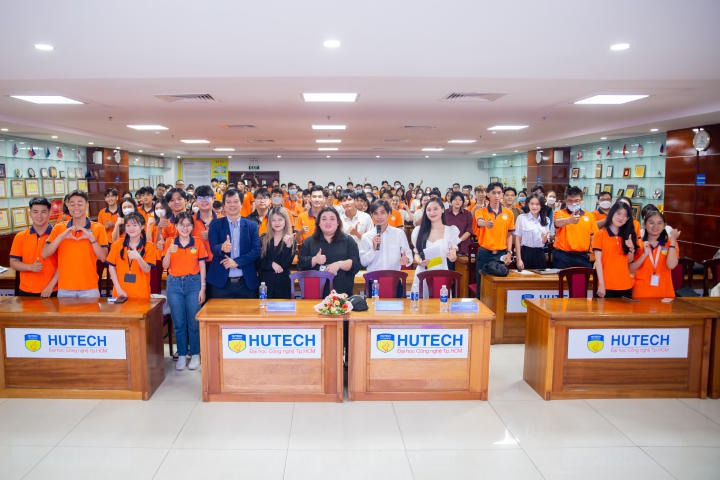 Sinh viên HUTECH được truyền lửa khởi nghiệp cùng doanh nhân Nguyễn Lê Kha 8
