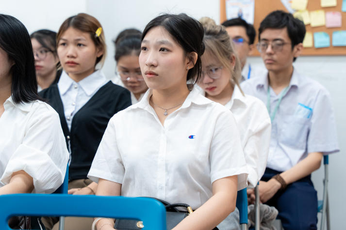 Trải nghiệm tại Simple Edu: Sinh viên Khoa Tiếng Anh hiểu rõ hơn về nghề giảng dạy 21