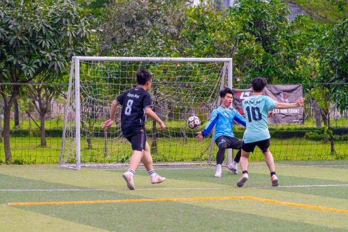 THE FUN FC lên ngôi vô địch Giải Bóng đá Đối kháng UNIVERSITY FOOTBALL TOURNAMENT HUTECH 2024 35