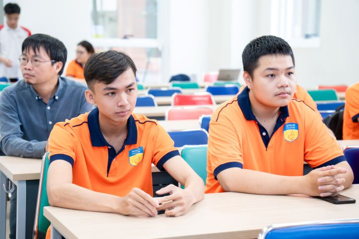 [Ảnh] HUTECH Innovatalk 2026: Sinh viên giải bài toán nông nghiệp đa giá trị từ thực tiễn xã Bình Mỹ (TP.HCM) 78