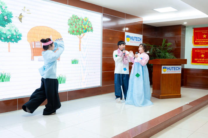 Từ trang sách đến sân khấu: Khám phá văn học xứ sở kim chi cùng sinh viên Khoa Hàn Quốc học 31