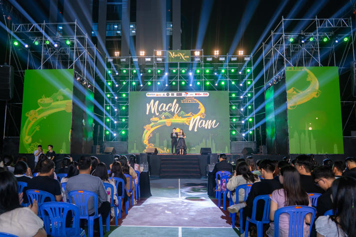 HUTECH-ers mở màn sáng tạo với 02 sự kiện kết thúc học phần Tổ chức sự kiện 136