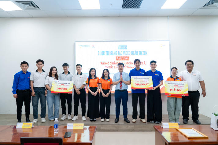 Sinh viên HUTECH nâng cao nhận thức về ma túy, thuốc lá điện tử và lối sống học đường an toàn 75