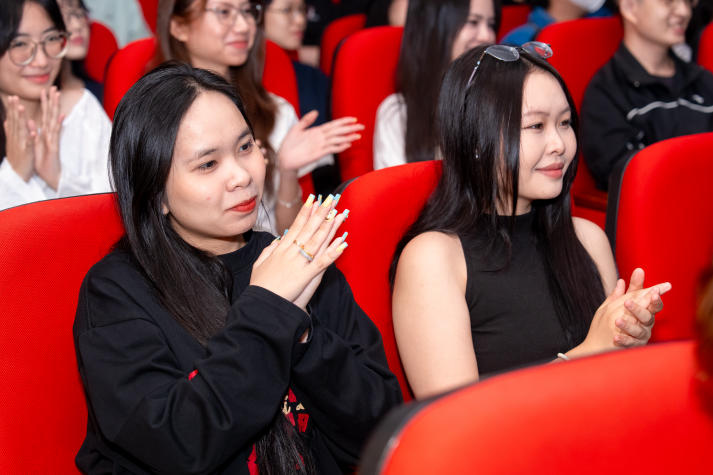 [Video] Sinh viên Truyền thông đa phương tiện “chuyển cảnh” ý tưởng thành sản phẩm truyền thông 58