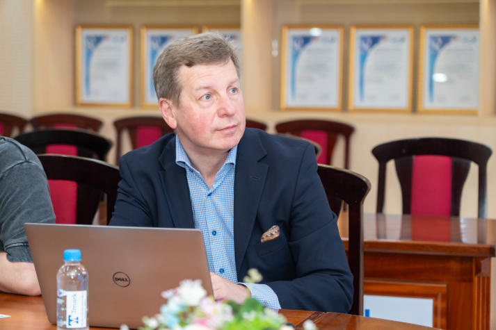 HUTECH trao đổi hợp tác với Peter the Great St.Petersburg Polytechnic University (Nga) trong đào tạo và nghiên cứu công nghệ 34