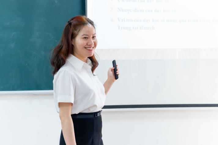 Giảng viên Khoa Trung Quốc học trao đổi kinh nghiệm giảng dạy qua Seminar "Ứng dụng E-learning trong giảng dạy tiếng Trung" 32