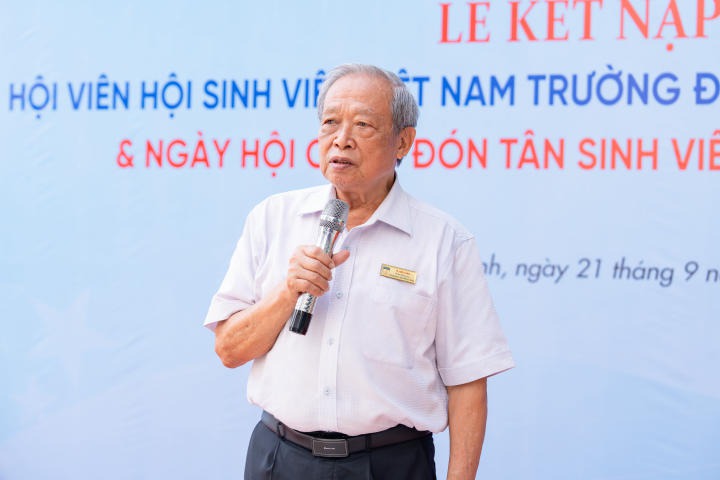 [Video] Rộn ràng Lễ kết nạp Hội viên Hội Sinh viên Việt Nam và Ngày hội chào đón tân sinh viên khóa 2023 tại HUTECH 165