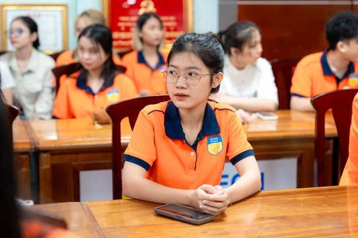 Sinh viên HUTECH học hỏi “bí kíp” lên thực đơn dinh dưỡng cùng chuyên gia vào 25/02 tới 37