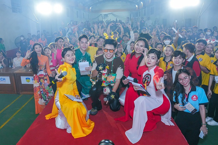 Ý nghĩa đêm nhạc Xuân gây quỹ “Khúc giao mùa” của Viện Công nghệ Việt - Nhật 8