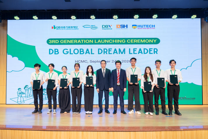 DB Dream Leader mùa 3 trao 25 suất học bổng cho sinh viên HUTECH 33
