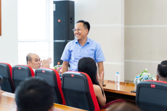 Khoa Công nghệ thông tin HUTECH tổng kết phong trào sinh viên và phát động phong trào năm học 2023-2024 42