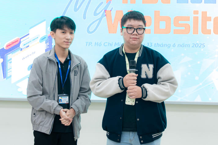 [Video] Chuyện kể bằng website: IT-ers HUTECH truyền cảm hứng tại My First Website 2025 82