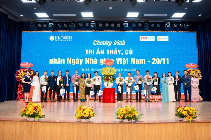 [Video] Ban Điều hành CLB Doanh nhân HUTECH nhiệm kỳ mới ra mắt, đồng hành cùng sinh viên chạm thành công 53