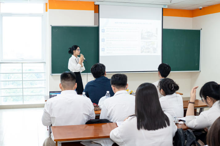 Hội nghị Sinh viên Nghiên cứu Khoa học HUTECH 2025 sẽ diễn ra vào 18/6 tới 34