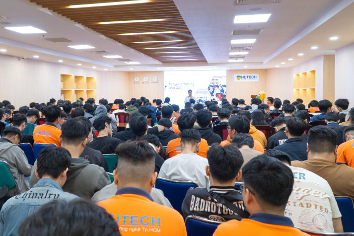 Giao lưu cùng chuyên gia TMA Tech Group, sinh viên Khoa Công nghệ thông tin khám phá nghề Software Testing and QA 16