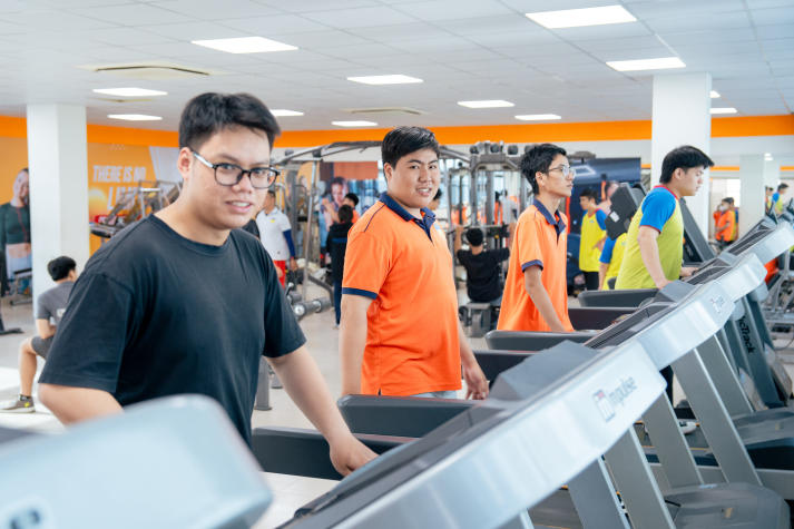 [Video] HUTECH-ers trở lại trường sau kỳ nghỉ Tết Ất Tỵ 2025, khởi đầu học kỳ mới đầy năng lượng 62